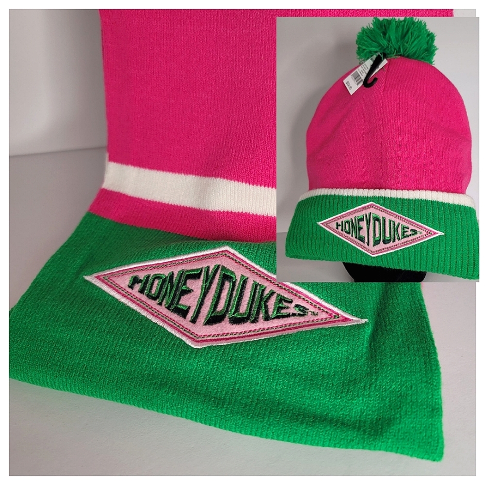 Honeydukes scarf & beanie Hat Universal Studios & Harry Potter Wicked Winter Set